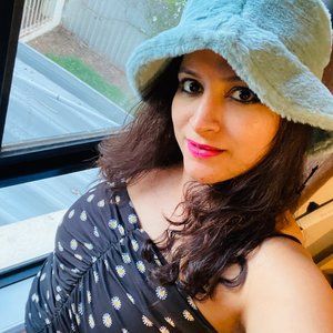 Meet your Posher, Naina